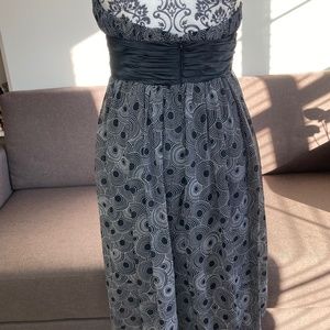 London Times Geometric Print Halter Dress - Size 8, EUC
